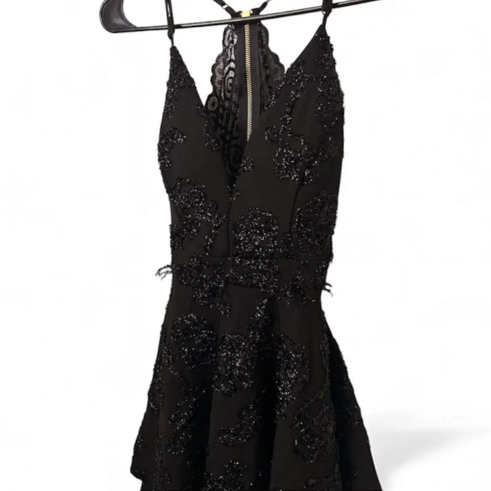 Emerald Sundae, Black Glitter Mini Dress, Juniors Size XS, (NWOT) (Flawed) - Picture 4 of 7